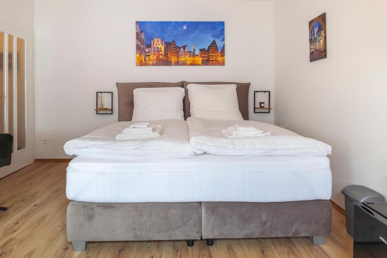 City Apartment In Beruehmter Lage Hildesheim Extérieur photo